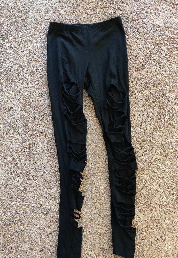 Torn grunge leggings